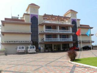 Photograph of The Queeny Hotel