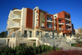 Book Sundance Suites Hotel online