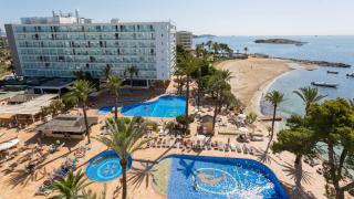 Book Ibiza The Twiins online