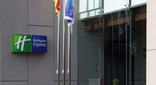 Book Holiday Inn Express BCN City 22 online