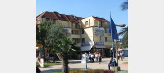 Book Central Apart Hotel online