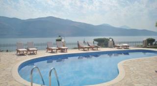 Book Lazaratos Hotel online