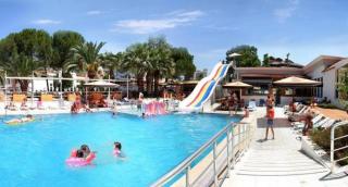 Book Club Munamar Beach Resort online