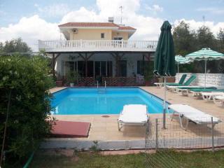 Photograph of Varelis Pension