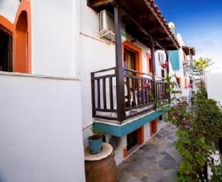 Photograph of Creta Mar Gio Apartments