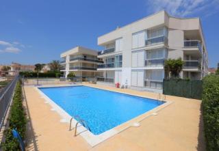 Photograph of Riviera Apartments