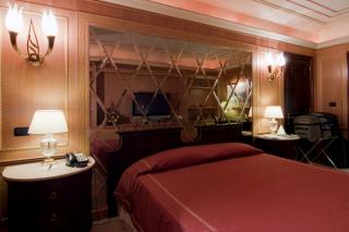 Photograph of River Chateau Hotel