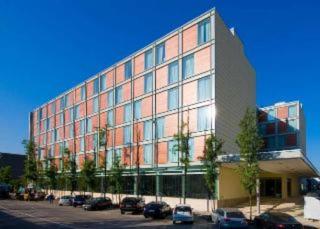 Photograph of Doubletree By Hilton Hotel Milan