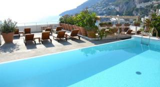 Photograph of Marina Riviera Hotel