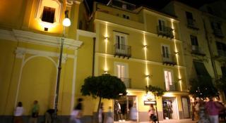 Book Palazzo Abagnale Hotel online