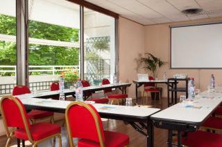 Photograph of Forest Hill Paris La Villette Hotel