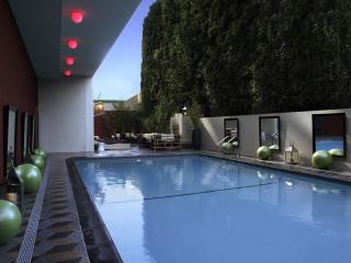 Photograph of Palomar Hotel Los Angeles Kimpton Hotel
