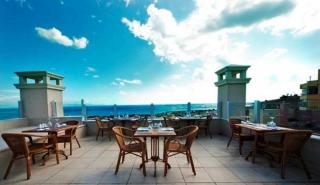 Photograph of Recital Hotel