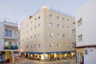 Photograph of Mari Hostal