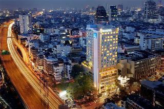Photograph of Novotel Bangkok Fenix Silom