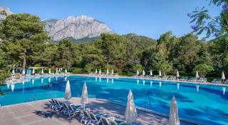 Book Ma Biche Kemer online