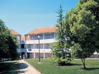 Photograph of Lanterna Apartments