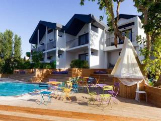 Photograph of Aqua Bay Hotel