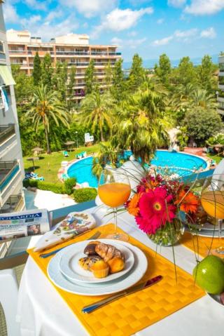 Photograph of Ona Jardines Paraisol Apartments