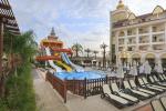 Side Crown Charm Palace Hotel Picture 5