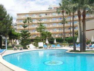 Photograph of Metropolitan Playa Hotel