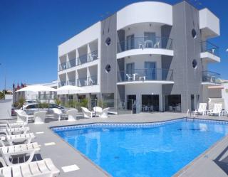 Book KR Hotel Albufeira Lounge online