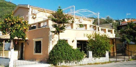 Holidays at Zoi and Alexia Apartments in Ipsos, Corfu