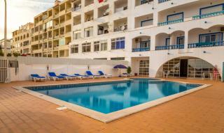 Photograph of Cantinho do Mar Apartments