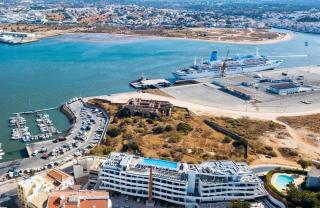 Photograph of Jupiter Marina - Adults Only