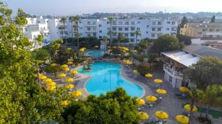 Photograph of Mayfair Gardens & Hotel