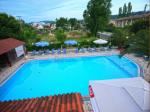 Holidays at Zefiros Apartments in Gouvia, Corfu