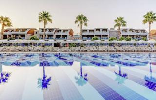 Photograph of Tui Magic Life Jacaranda
