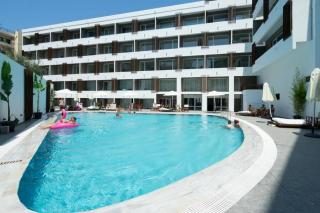 Photograph of Castellum Suites